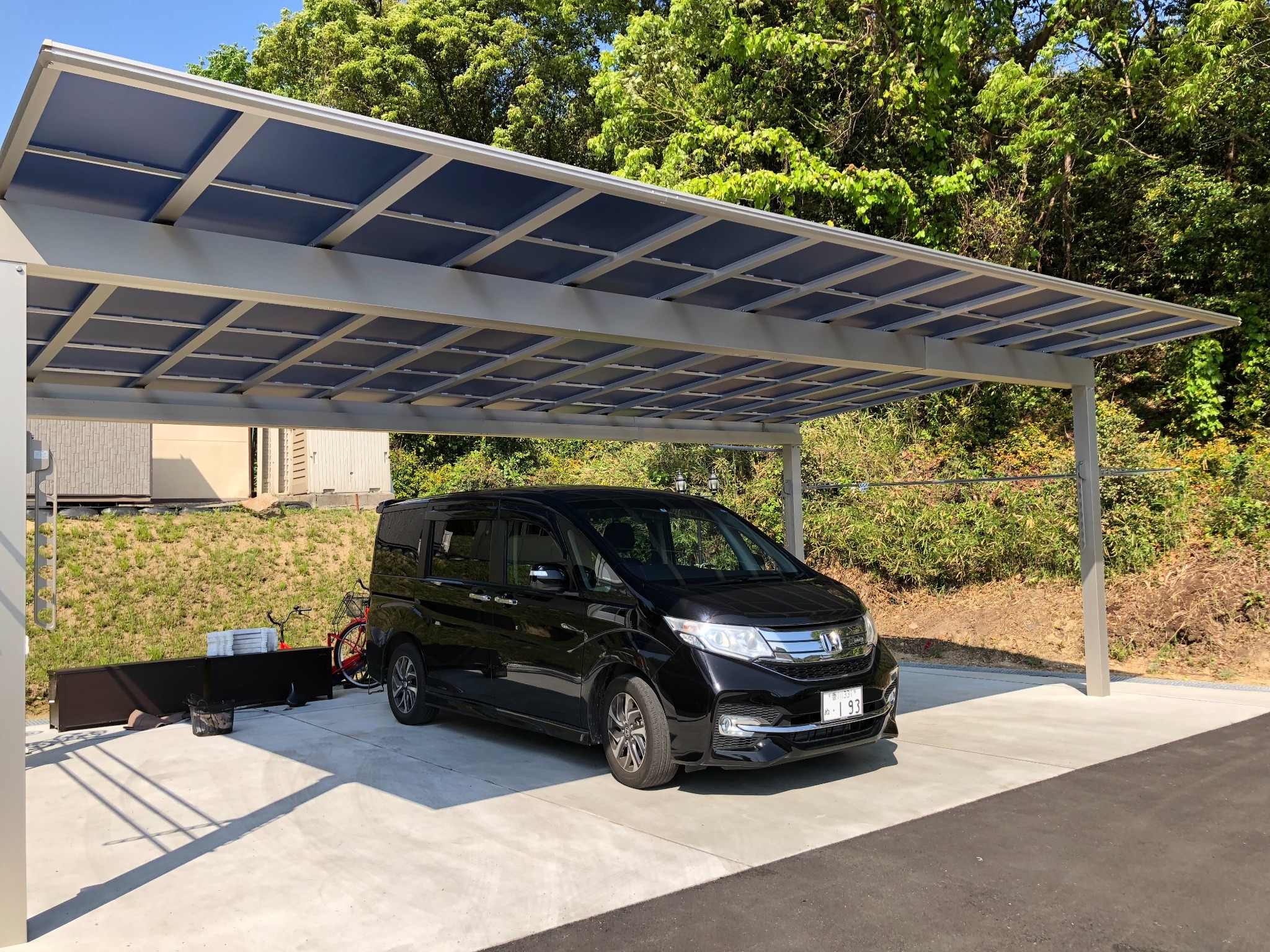 無料駐車場完備