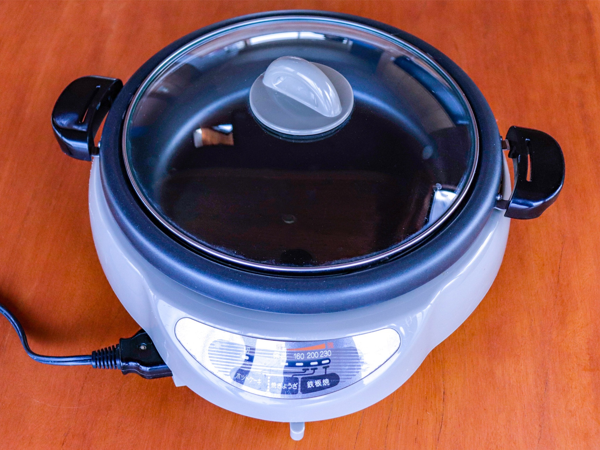 ・ホットプレート アツアツの出来立て料理をお楽しみください