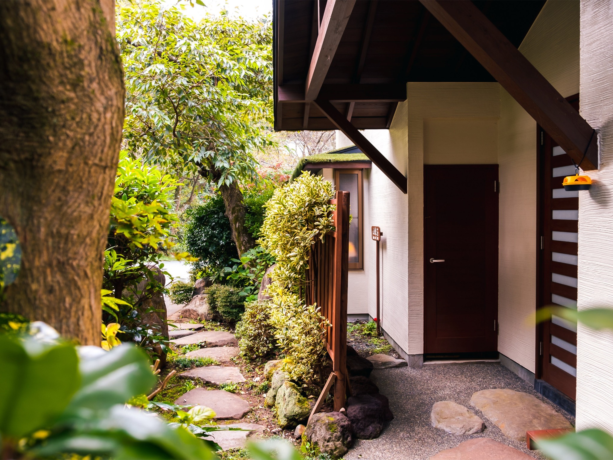 ・玄関 自然あふれる玄関ポーチに心が癒されます