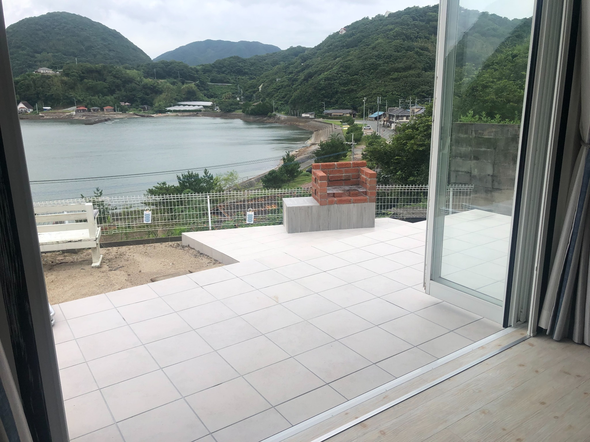 2020年6月にウッドデッキをタイルデッキにリニューアルいたしました。