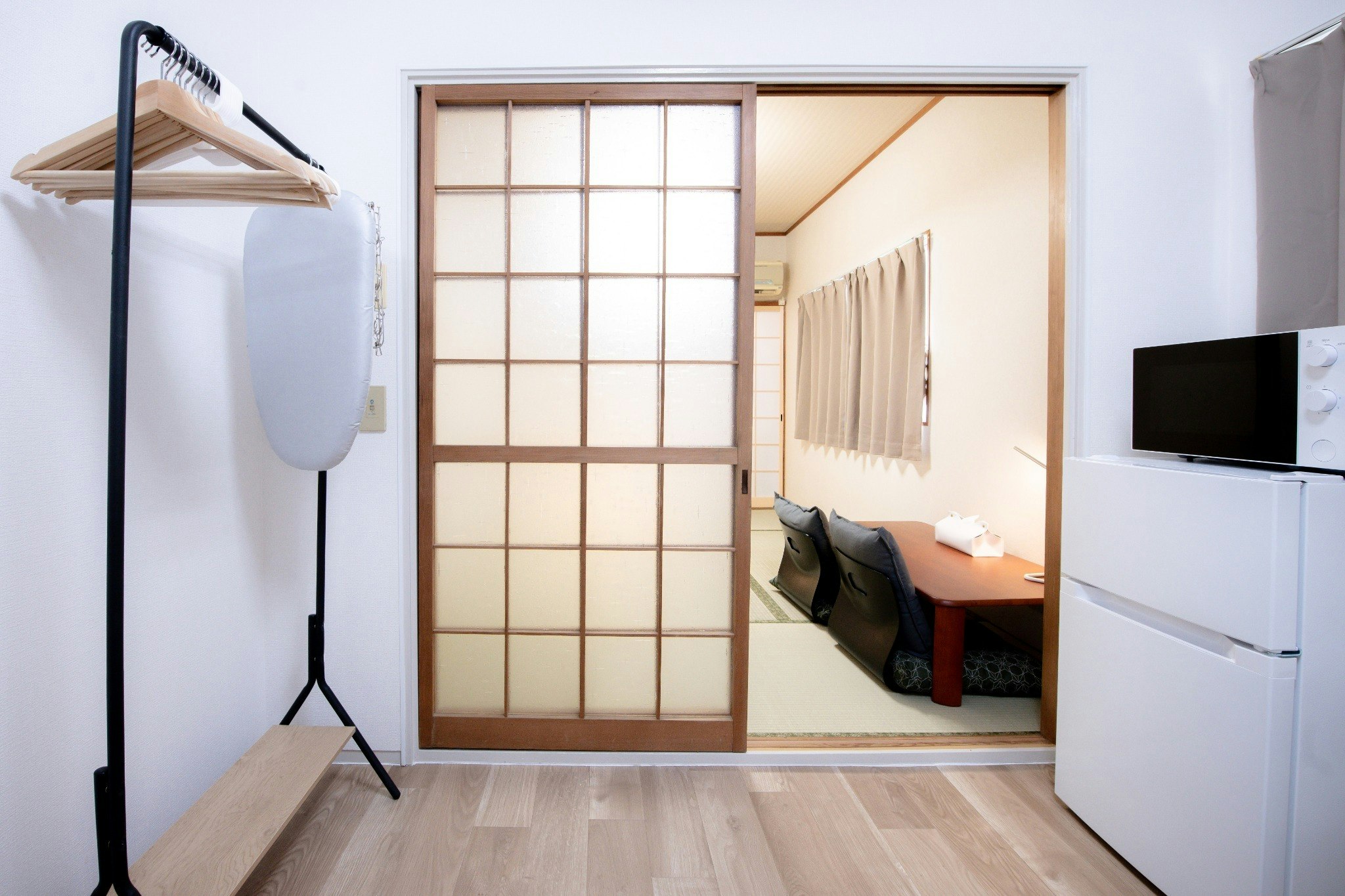 【優宿大阪105】商店街まで徒歩1分・梅田より2駅・京都まで乗り換えなし|和室|キッチン、WIF