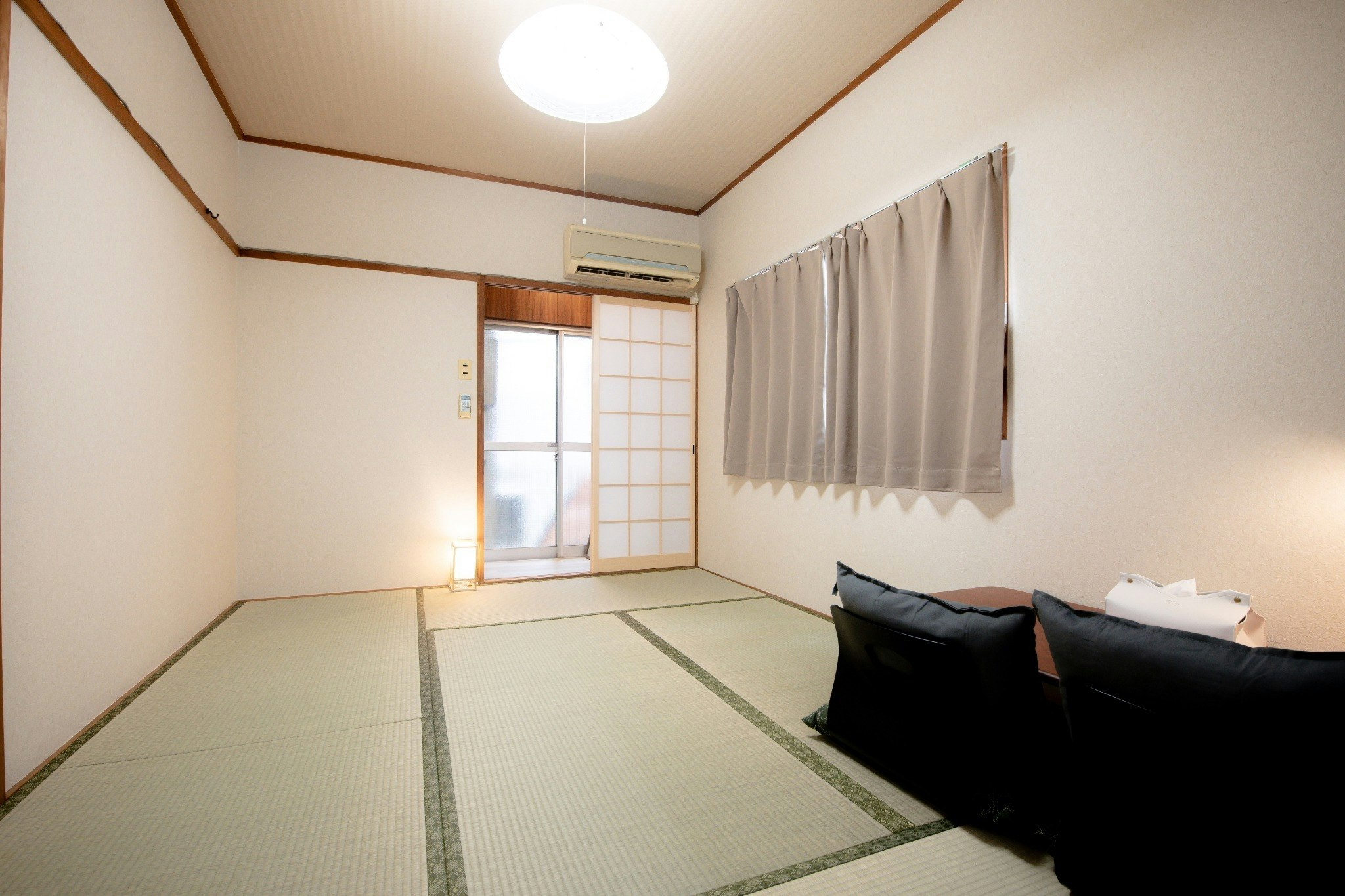 【優宿大阪105】商店街まで徒歩1分・梅田より2駅・京都まで乗り換えなし|和室|キッチン、WIF