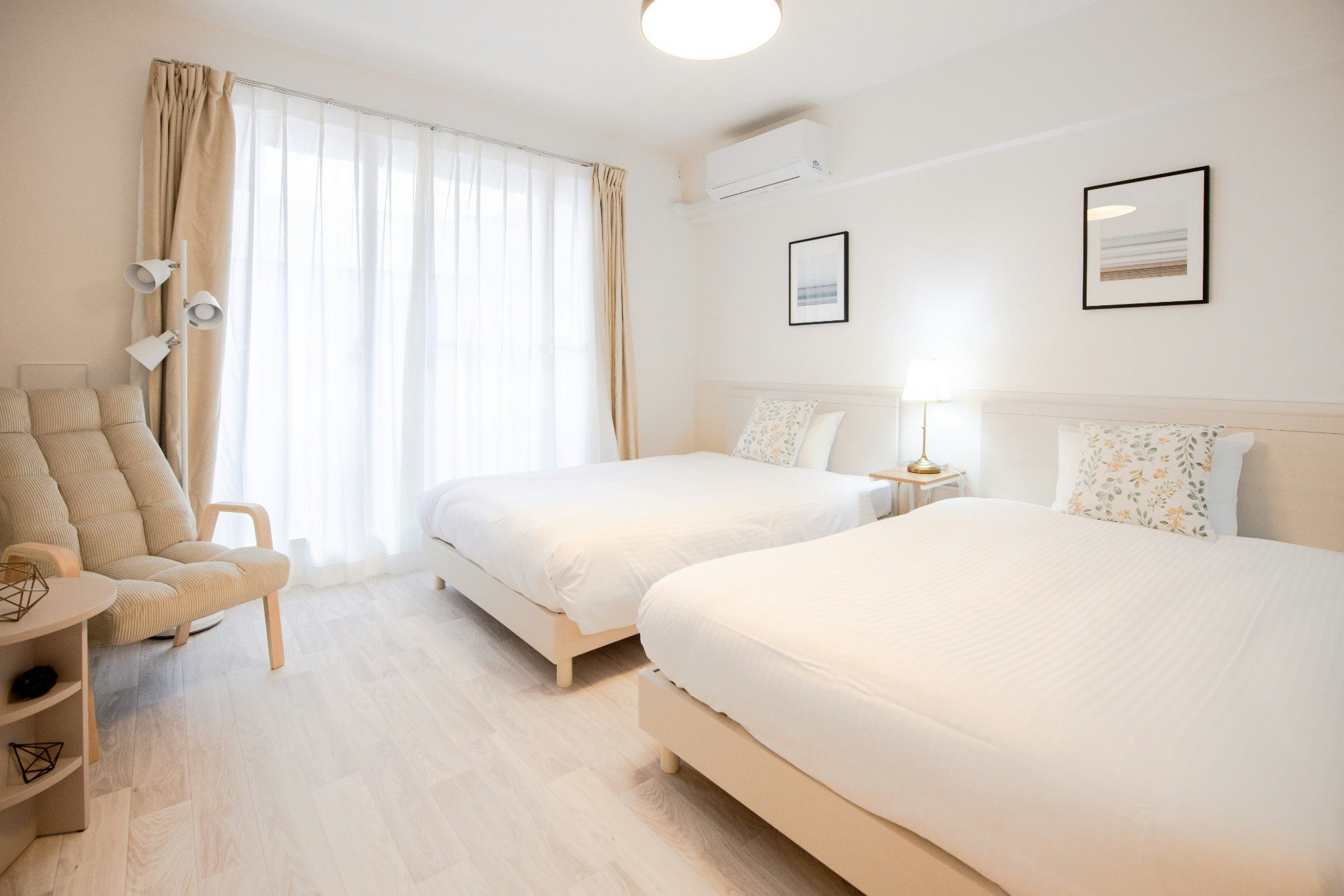 【小型犬同伴可】烏丸御池駅徒歩2分・落ち着いた空間で贅沢ステイ|ツイン|TV・キッチン・洗濯機