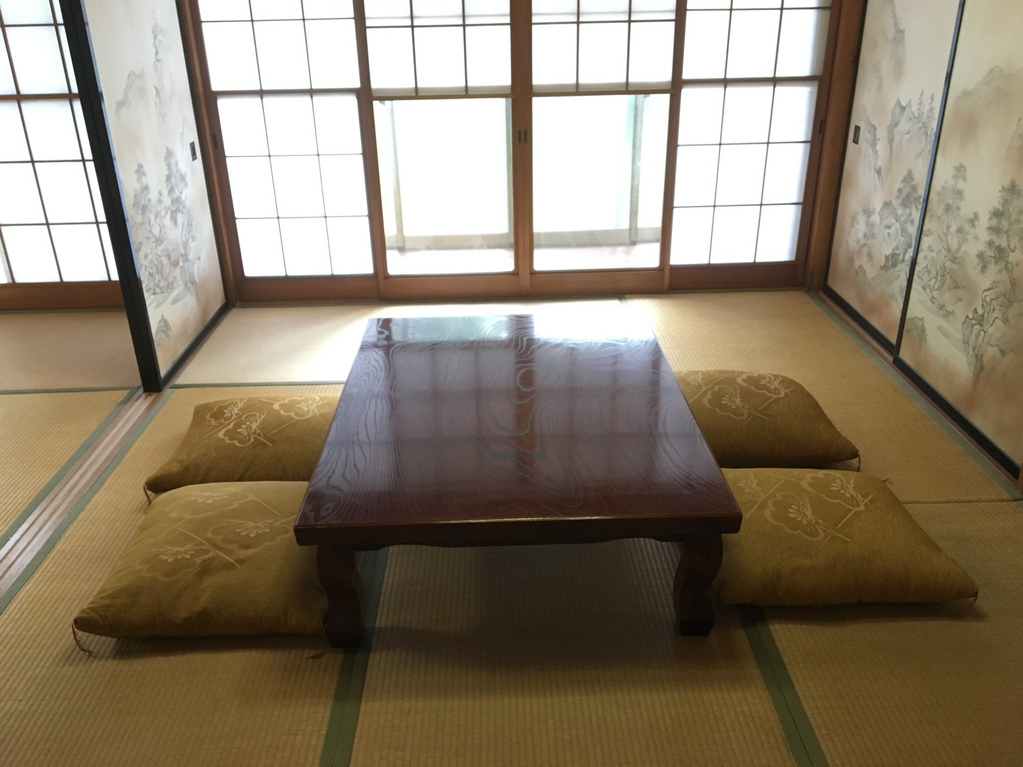 When you set the table the room comes a living room.