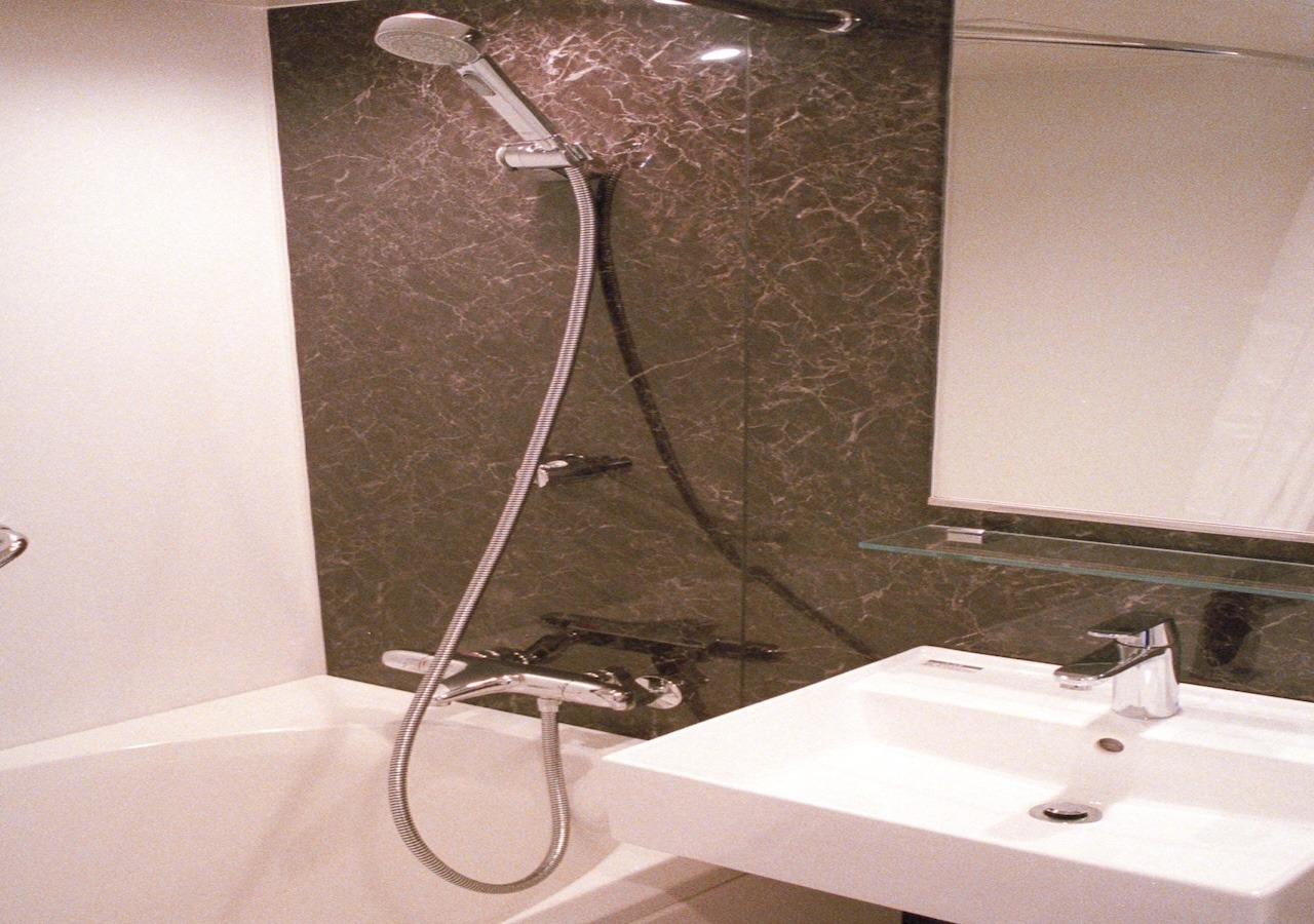 1B最大3名まで│出張に便利な品川エリア。大型ドンキも近くにあり便利です。