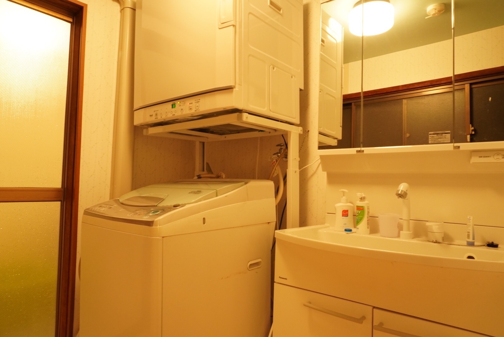 脱衣所 洗濯機・乾燥機完備