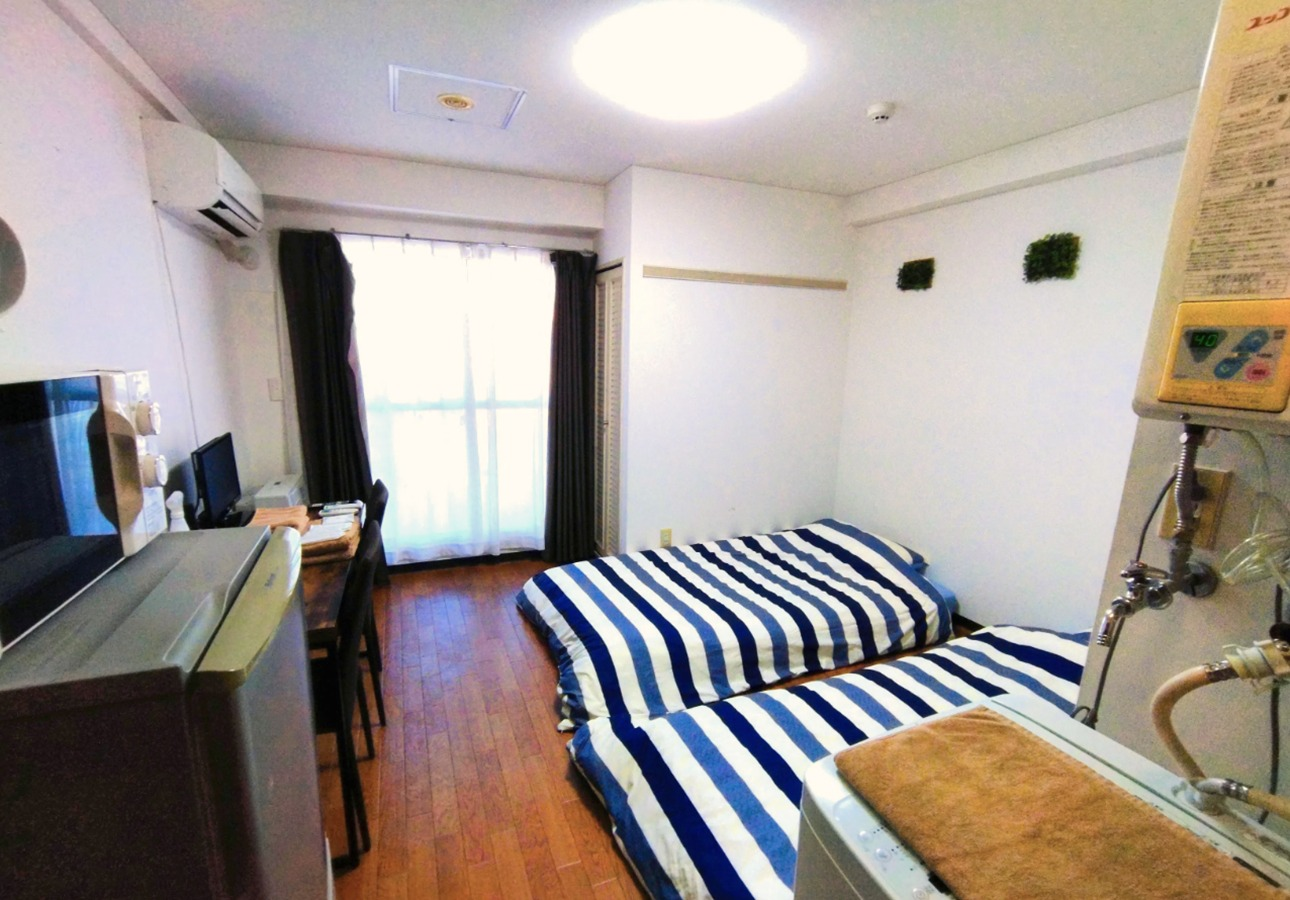 806号室、WIFI、シングルベッド2台、地下鉄東豊線豊水すすきの駅徒歩5分、南北線中島公園駅6分