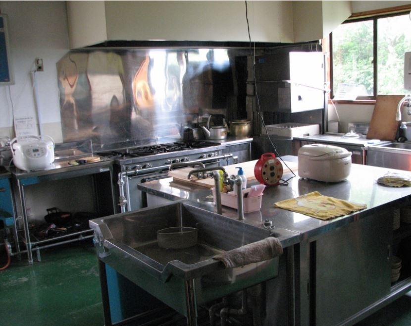 広いキッチン Big Kitchen