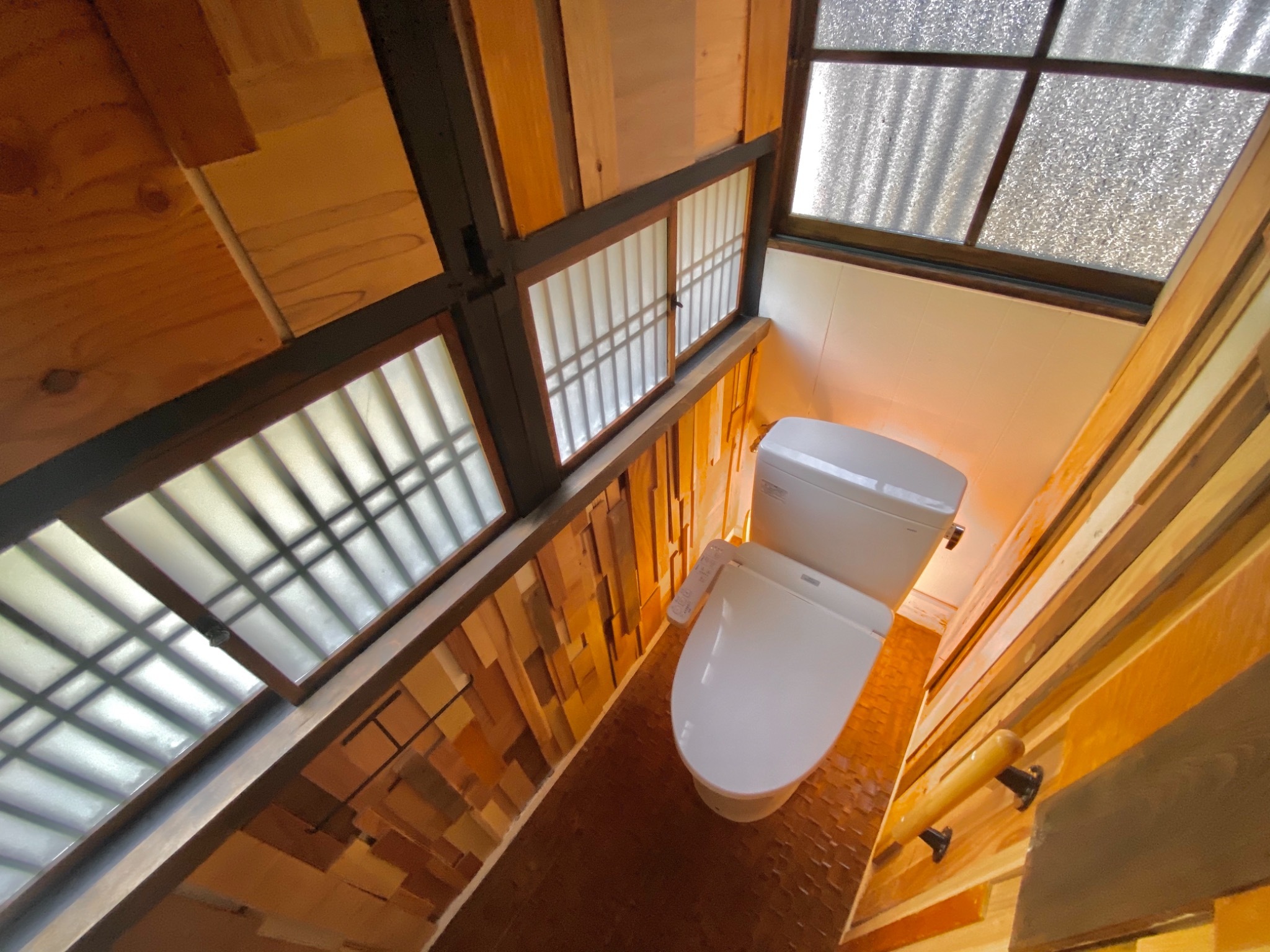 広々とした町家で民藝とアートが楽しめる貸切宿【ひがし茶屋街エリア】【Ｖａｃａｔｉｏｎ　ＳＴＡＹ提供】 写真3