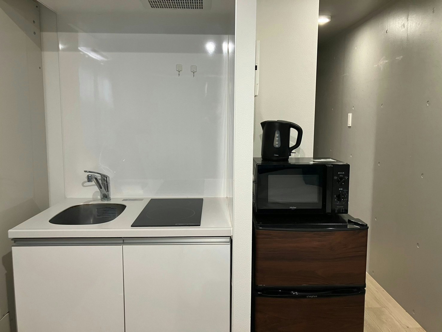 お洒落なワンルーム/JR山手線駒込駅徒歩3分/ダブルベッド/無料WiFi