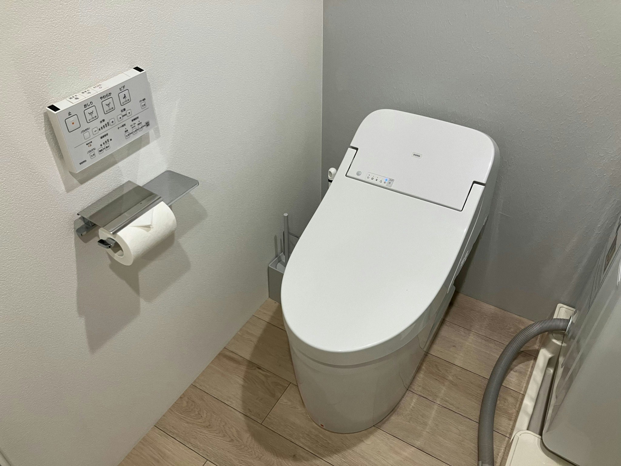 お洒落なワンルーム/JR山手線駒込駅徒歩3分/ダブルベッド/無料WiFi