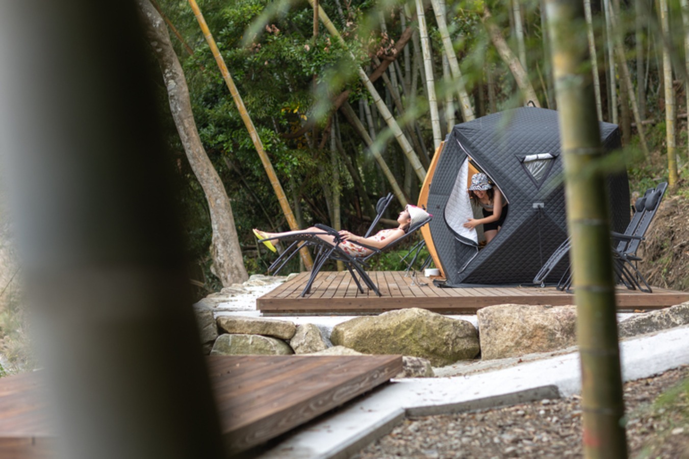 大自然に囲まれながら のテントサウナ