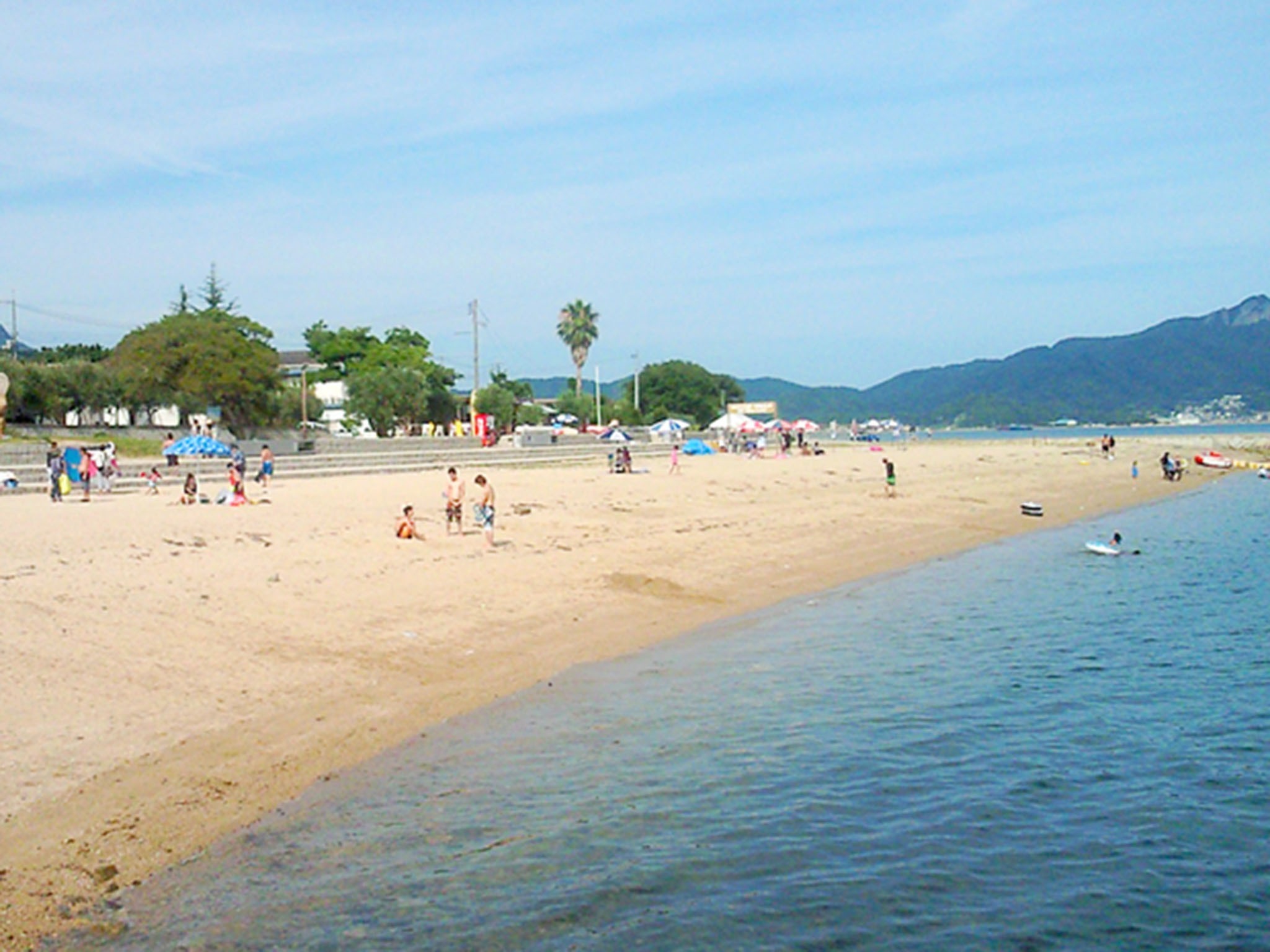 ・オリーブビーチまで車で約3分