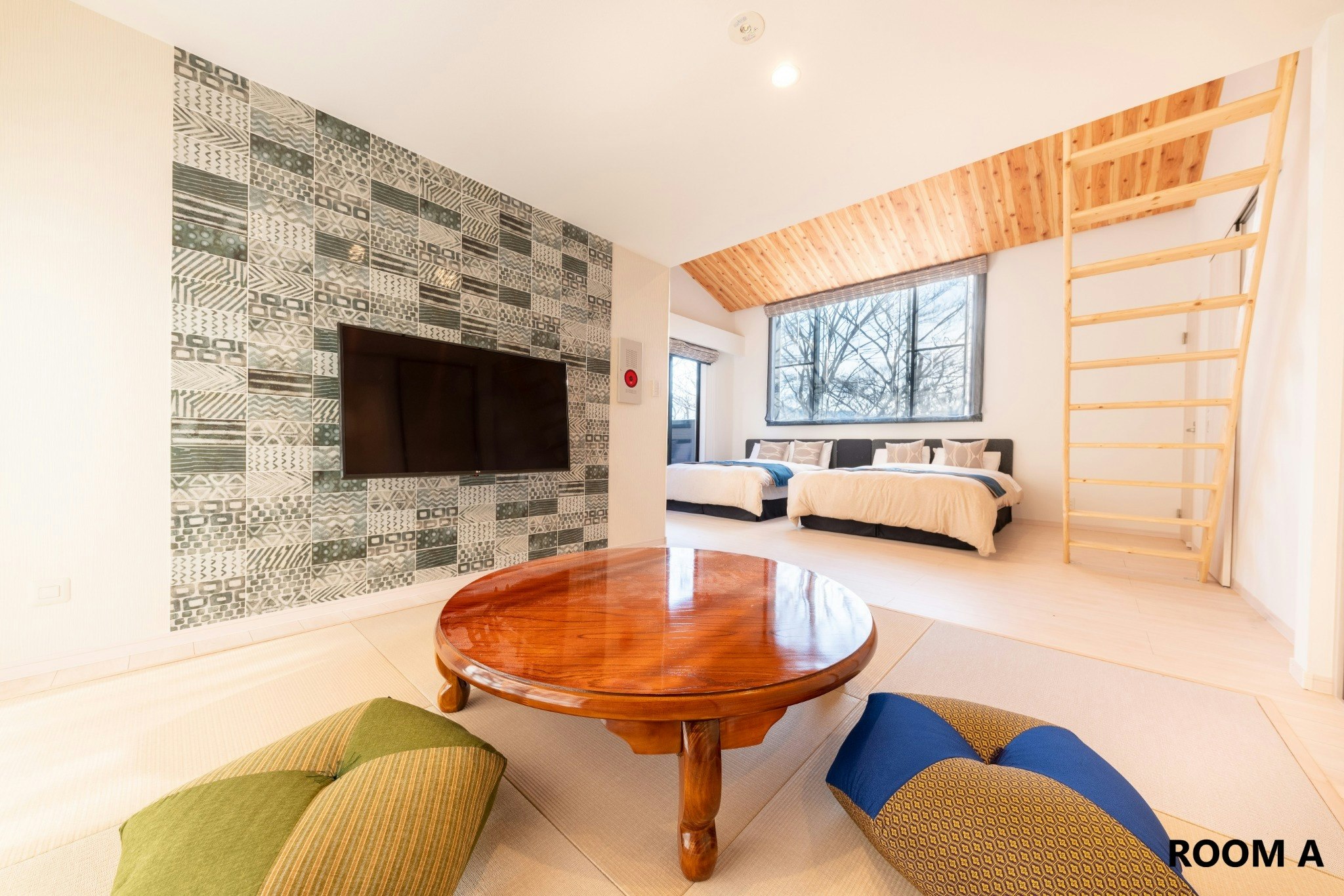 VILLA-Aスイート和洋室 80.63m2ロフト付◇最大9名可◇芦ノ湖◇新宿・羽田直行バス有