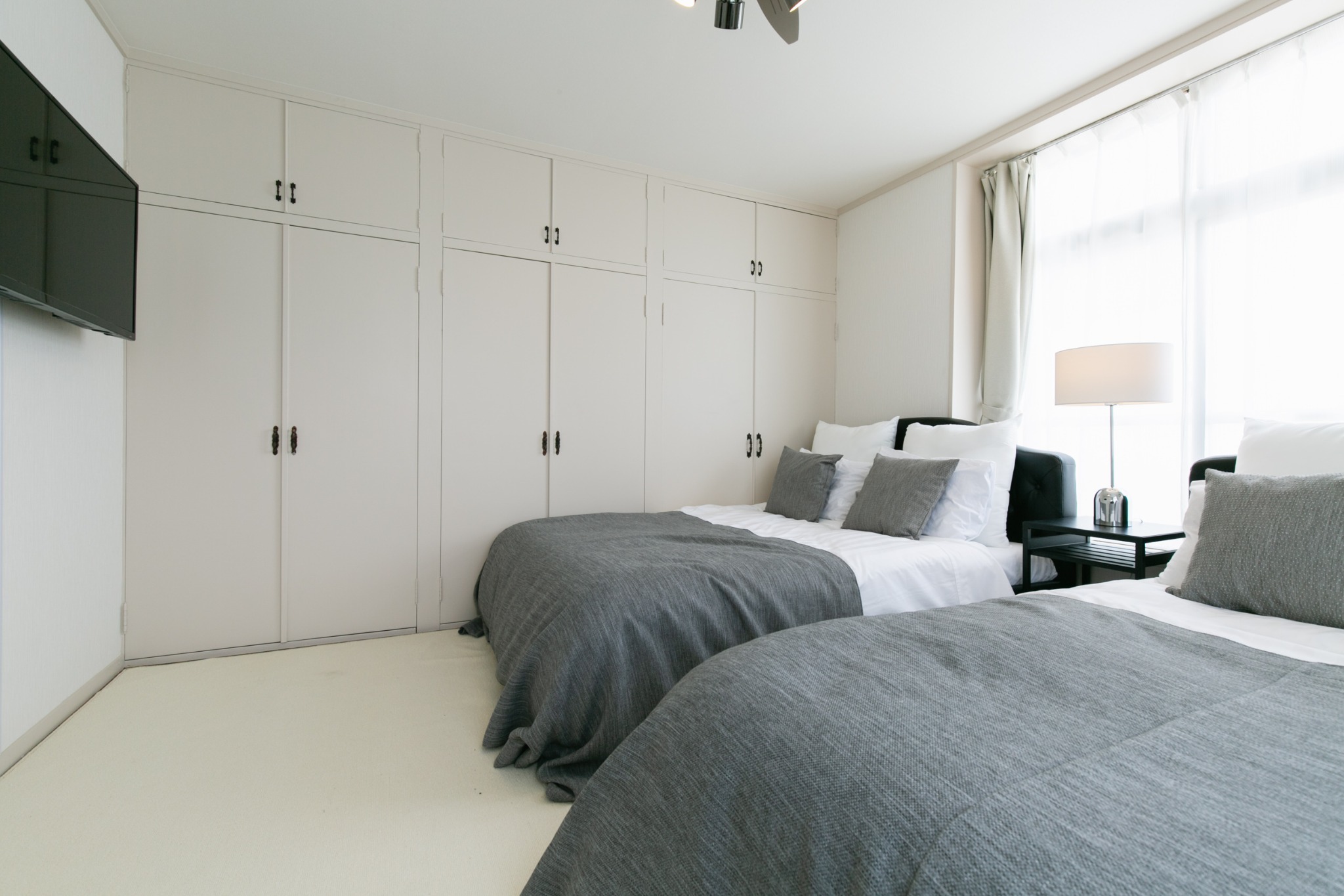 BED ROOM 1 (Double Bed×2)