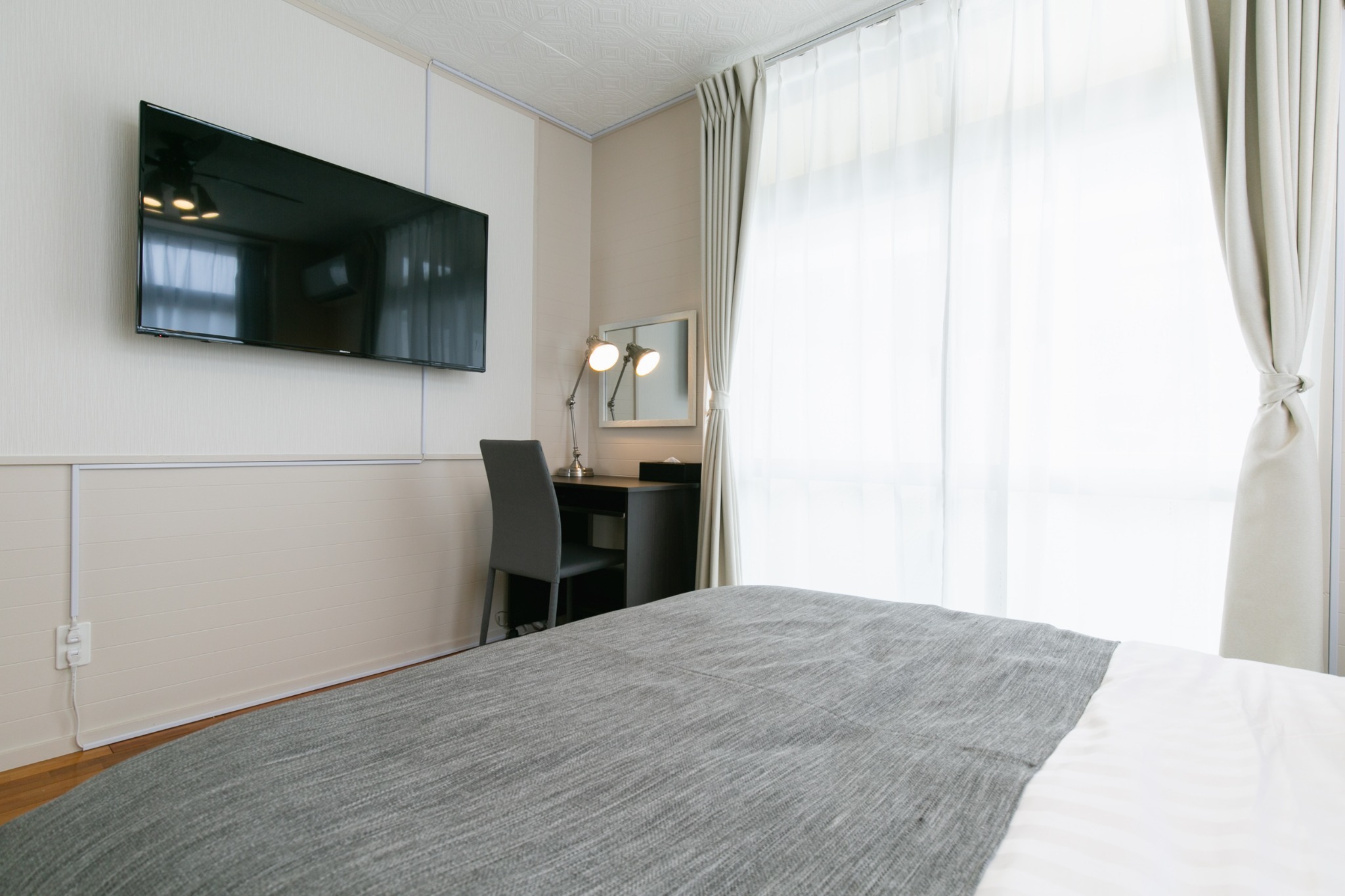 BED ROOM 3 (Double Bed×1)