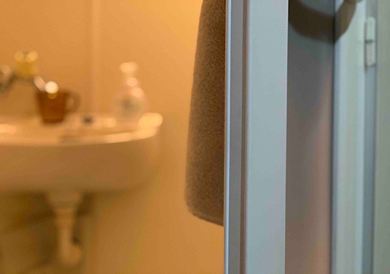 フレール七条202