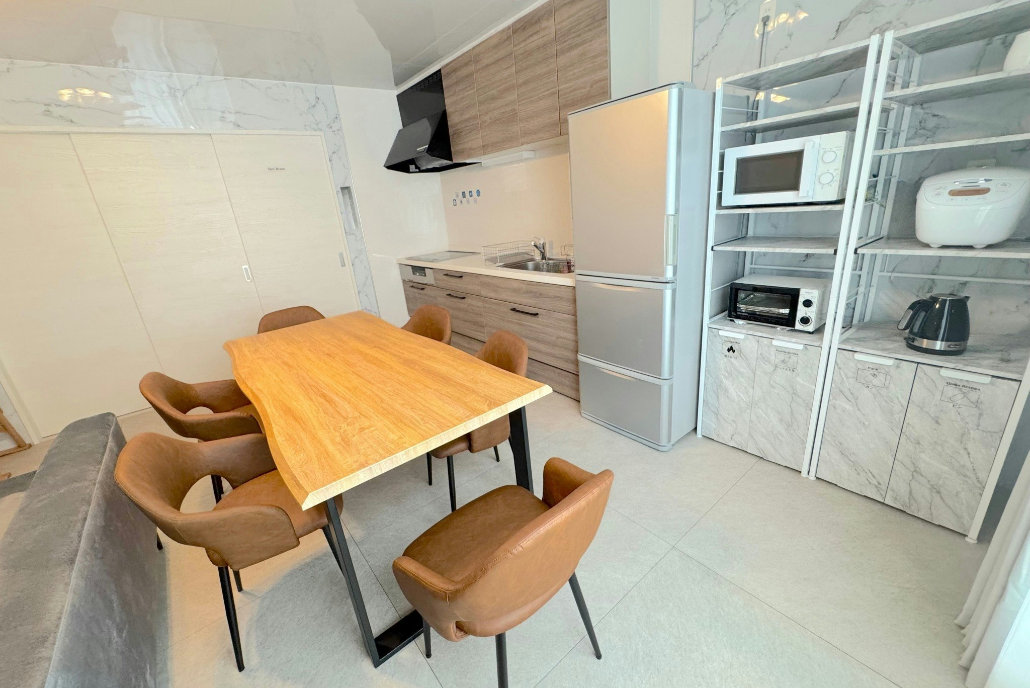 【2025年6月リニューアルオープン】沖縄ヴィラ恩納3C/青の洞窟至近/ビーチ目前/広々4LDK