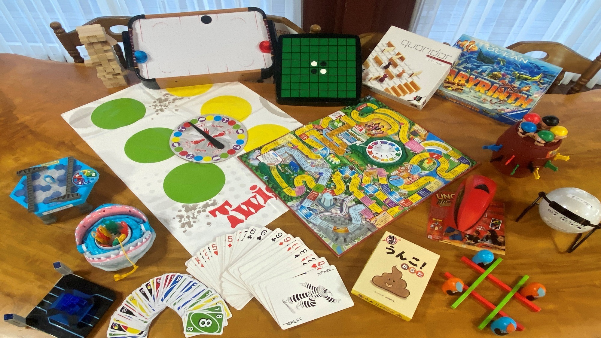 お部屋で遊べるボードゲームが沢山!